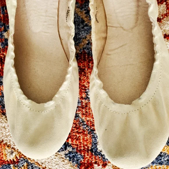 Genuine Leather Old Navy Cream/Beige Ballet Flats - Picture 4 of 4
